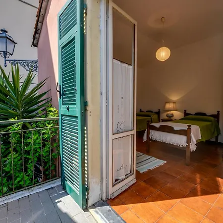 309 - Casa Mirella, Relax Con Vista Su Mare E Natura, 7 Minuti Di Auto Dal Centro E Dal Mare E Di * Sestri Levante