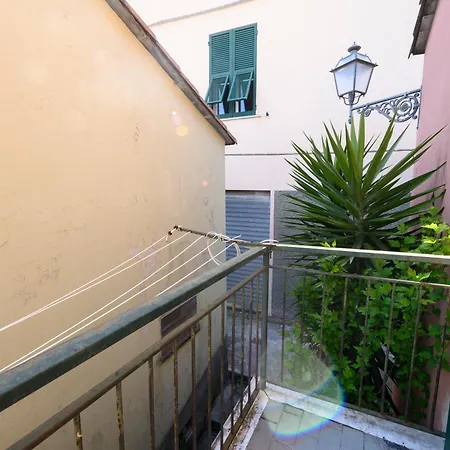 Apartment 309 - Casa Mirella, Relax Con Vista Su Mare E Natura, 7 Minuti Di Auto Dal Centro E Dal Mare E Di