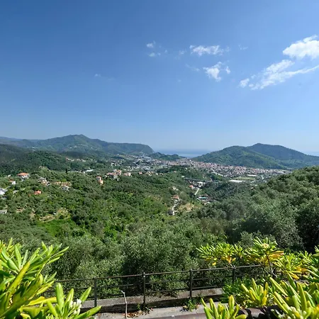 309 - Casa Mirella, Relax Con Vista Su Mare E Natura, 7 Minuti Di Auto Dal Centro E Dal Mare E Di Apartment *